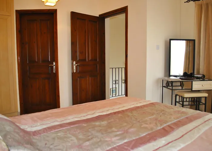 Paradisia Kyrenia (Northern Cyprus)